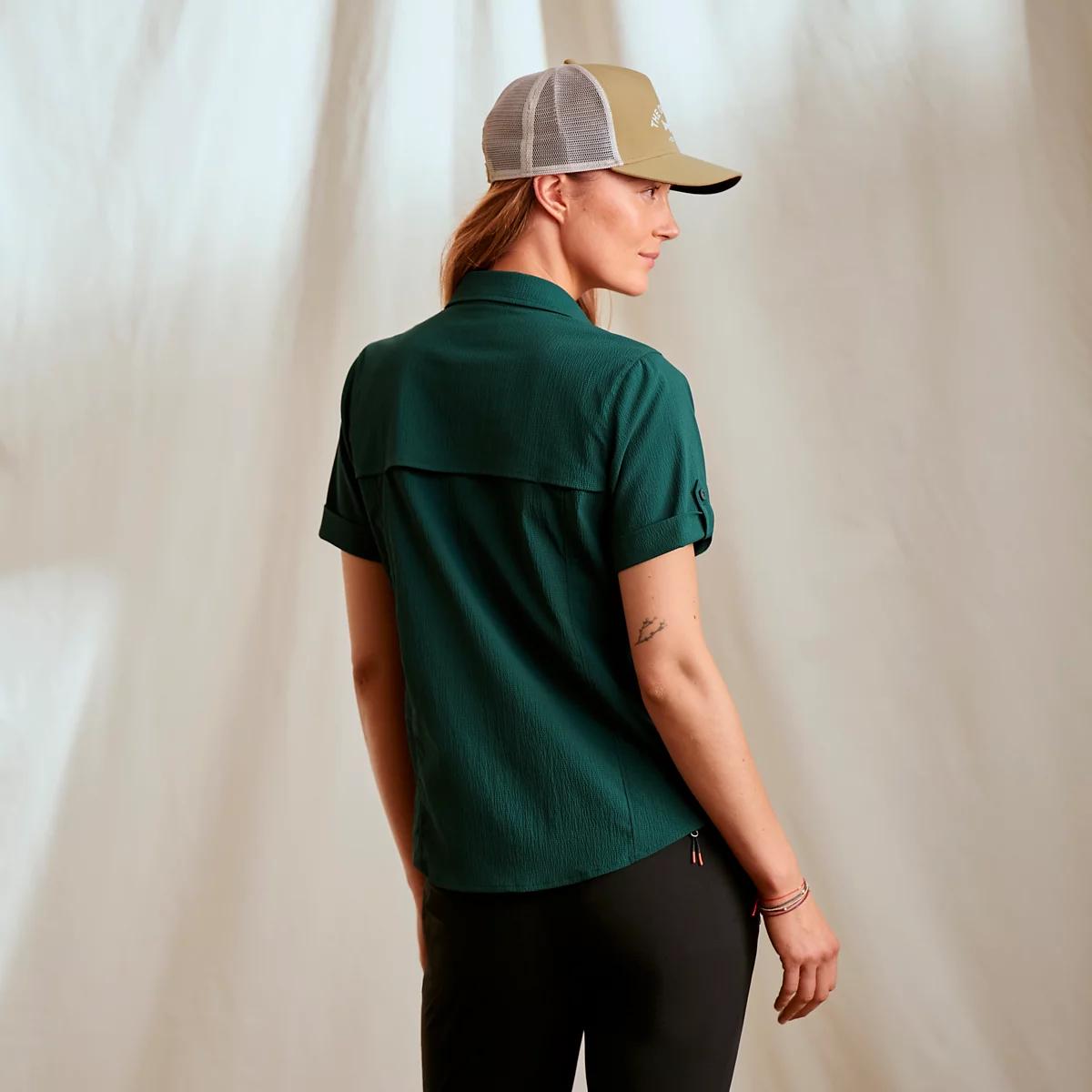 Women's Open Air Caster Short-Sleeve Shirt