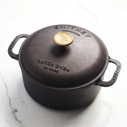 Smithey 5.5 Quart Dutch Oven