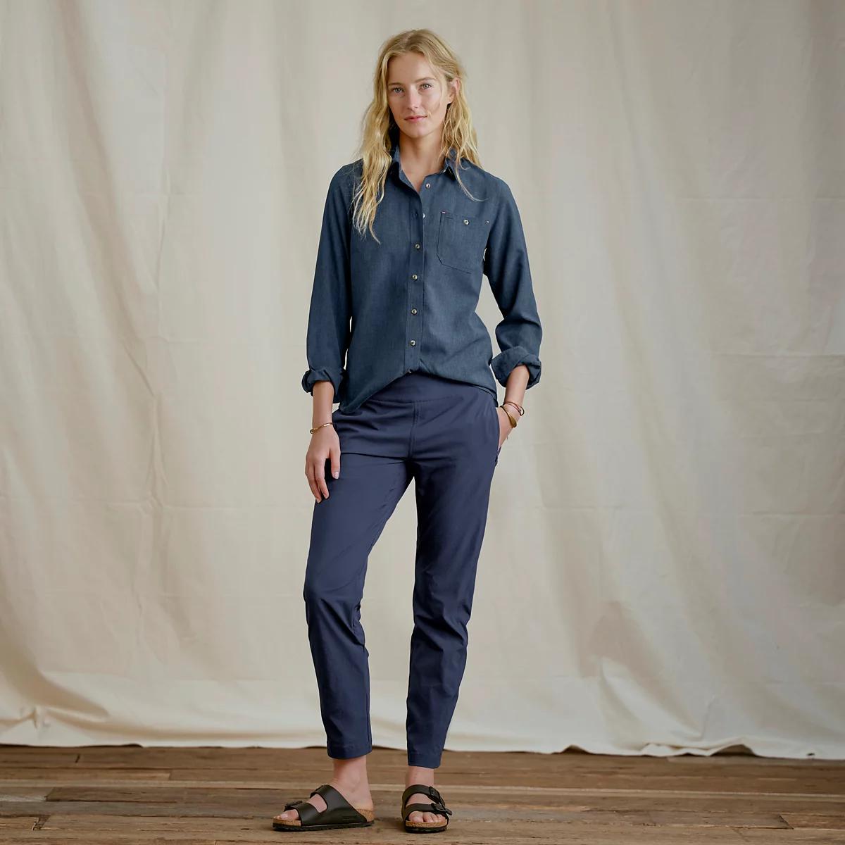 Women’s Tech Chambray Long-Sleeve Work Shirt